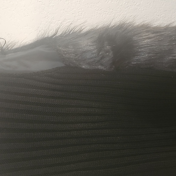 Vest - Picture 5 of 5